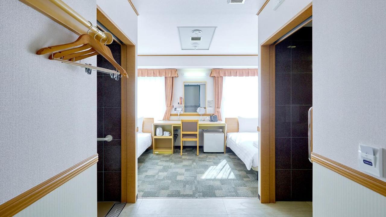 Toyoko Inn Kobe Sannomiya-Eki Higashi Εξωτερικό φωτογραφία