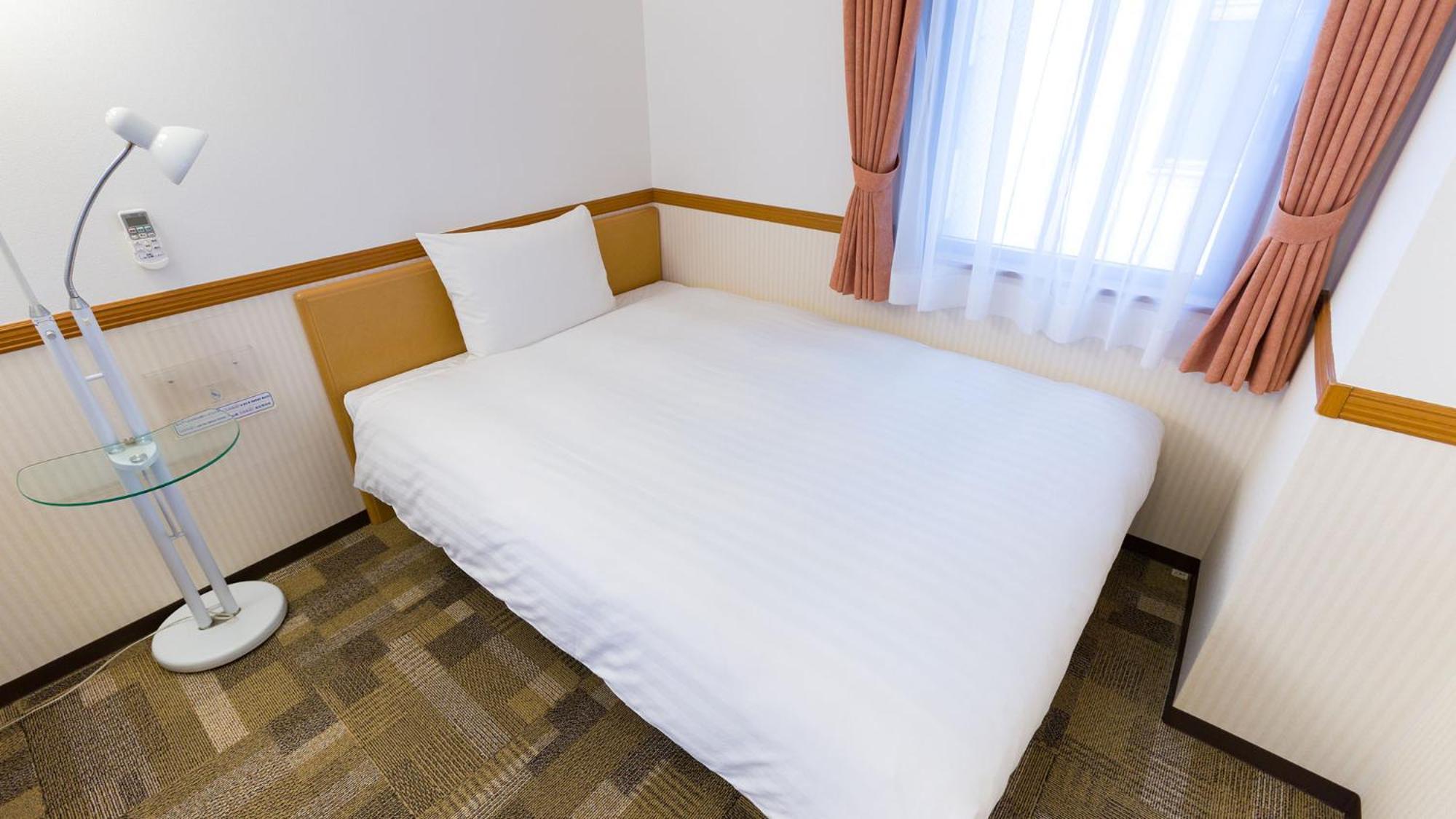 Toyoko Inn Kobe Sannomiya-Eki Higashi Δωμάτιο φωτογραφία