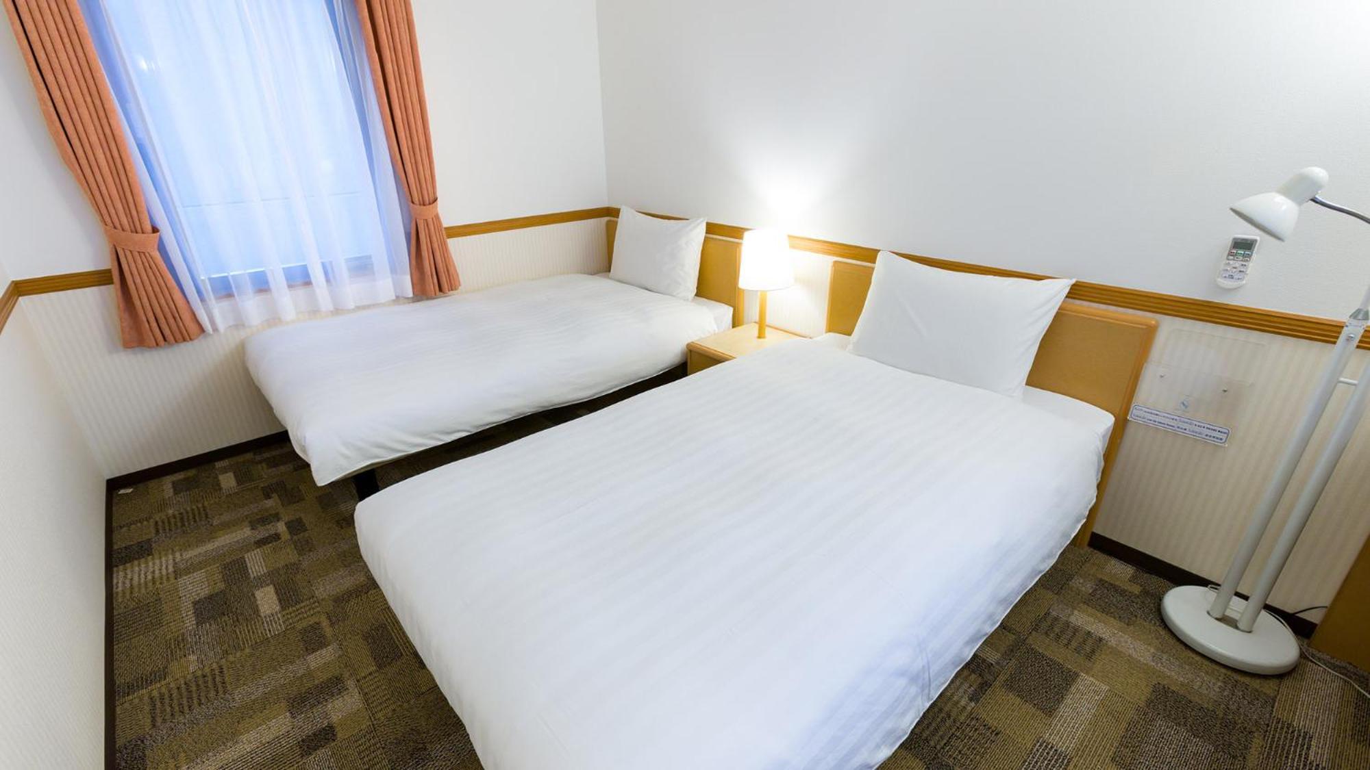 Toyoko Inn Kobe Sannomiya-Eki Higashi Δωμάτιο φωτογραφία