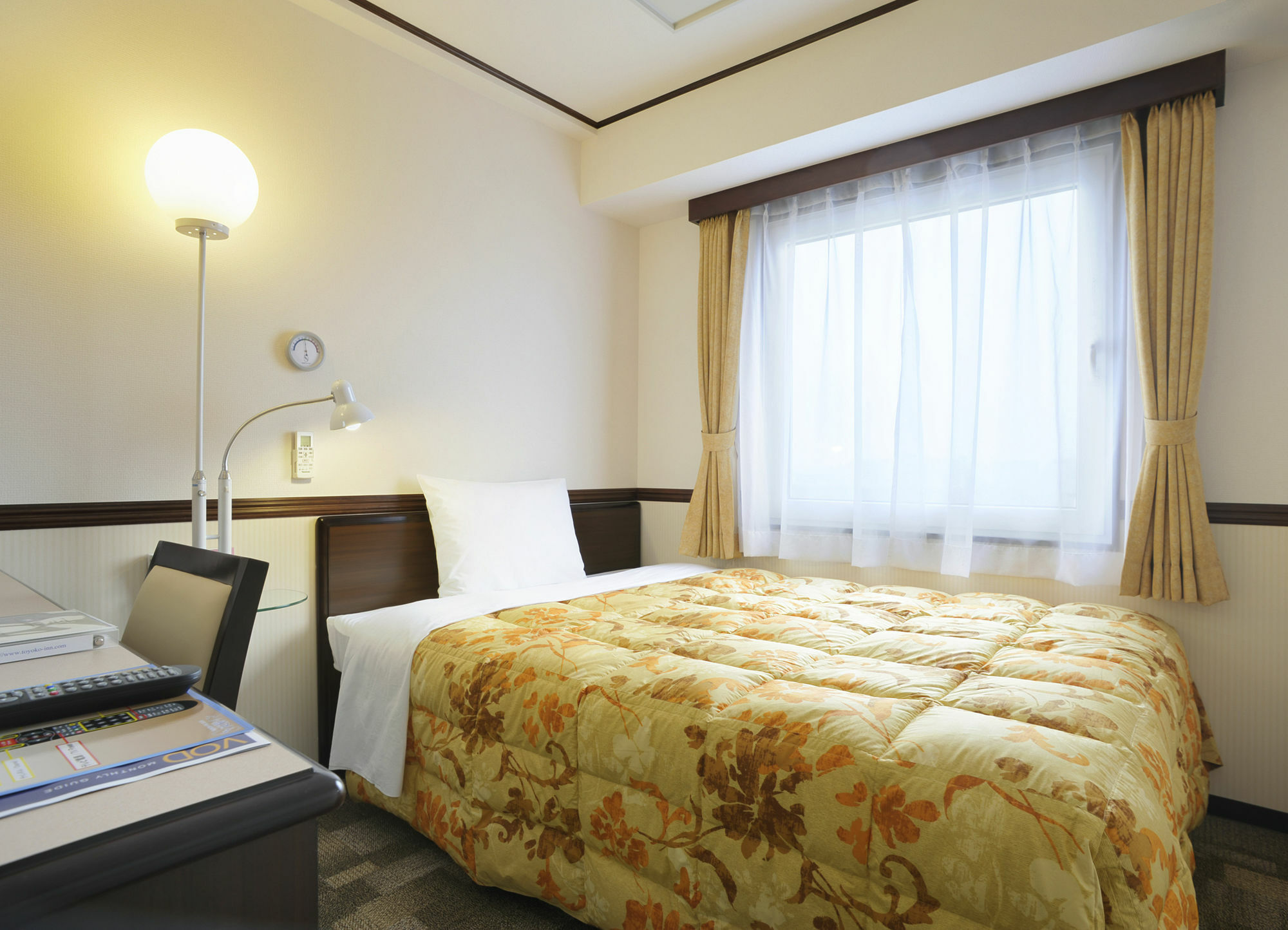 Toyoko Inn Kobe Sannomiya-Eki Higashi Εξωτερικό φωτογραφία