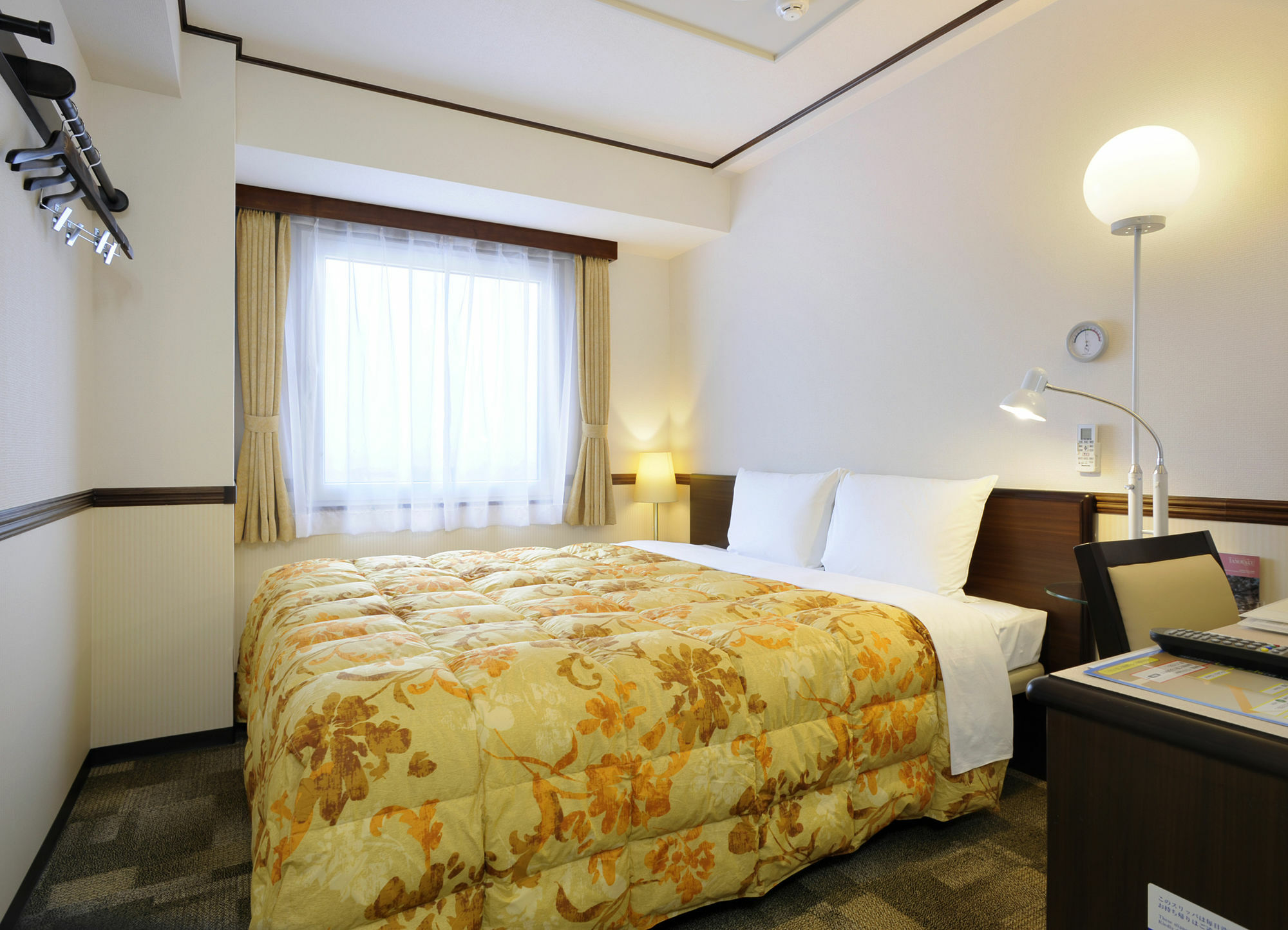 Toyoko Inn Kobe Sannomiya-Eki Higashi Εξωτερικό φωτογραφία